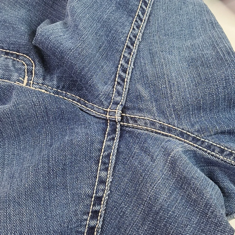 Wrangler Bootcut Mid-Rise Blue Jeans Size 7/8 ×32 Style 10MWBAR - Picture 13 of 15